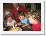 118_1884 * Mighty fine set of candle blowing faces * 614 x 460 * (349KB)